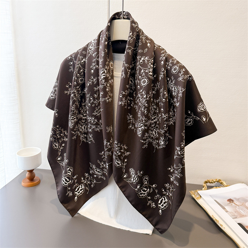 Luxuriöser Vintage-Schal, 90 x – Ascot Neck Scarf Bewertung und Preis