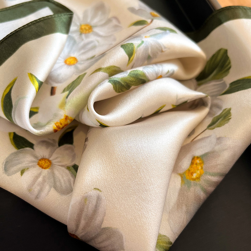 Luxus 100% Seide Quadrat Schal – Ascot Neck Scarf Bewertung und Preis